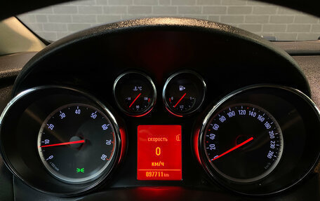 Opel Astra J, 2011 год, 800 000 рублей, 19 фотография