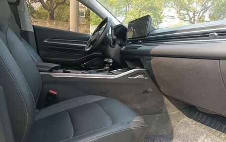 Geely Emgrand, 2022 год, 900 030 рублей, 9 фотография