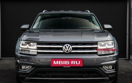 Volkswagen Teramont I, 2019 год, 4 650 000 рублей, 2 фотография