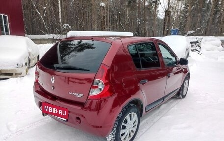 Renault Sandero I, 2011 год, 600 000 рублей, 3 фотография