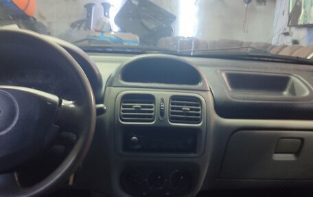 Renault Symbol I, 2005 год, 200 000 рублей, 10 фотография