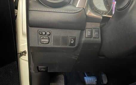 Toyota RAV4, 2018 год, 2 850 000 рублей, 7 фотография