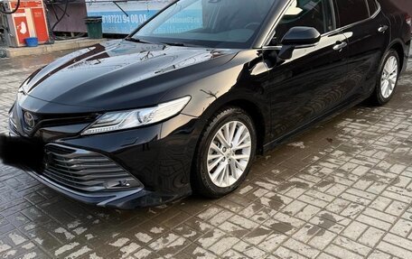 Toyota Camry, 2019 год, 2 900 000 рублей, 3 фотография