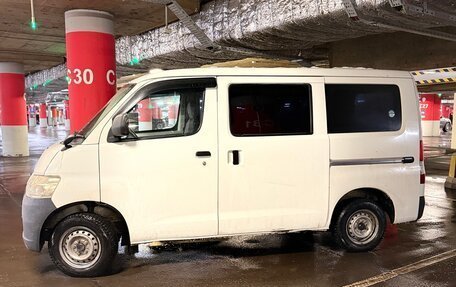 Toyota Lite Ace VI, 2012 год, 1 000 000 рублей, 3 фотография