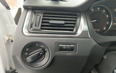 Skoda Rapid I, 2015 год, 450 000 рублей, 12 фотография