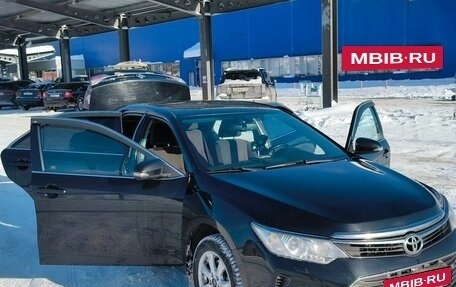 Toyota Camry, 2015 год, 2 350 000 рублей, 3 фотография