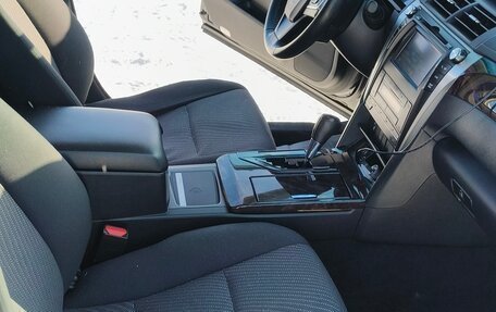 Toyota Camry, 2015 год, 2 350 000 рублей, 8 фотография