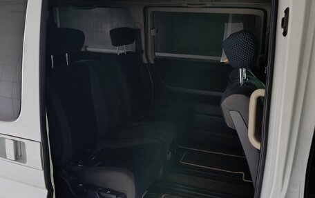 Nissan Elgrand III, 2005 год, 560 000 рублей, 11 фотография