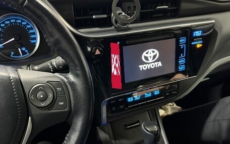 Toyota Corolla, 2017 год, 1 900 000 рублей, 10 фотография