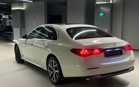 Mercedes-Benz E-Класс, 2025 год, 8 250 000 рублей, 3 фотография