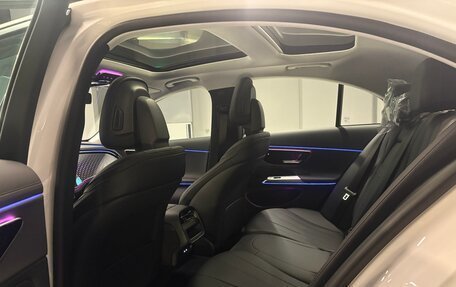 Mercedes-Benz E-Класс, 2025 год, 8 250 000 рублей, 15 фотография