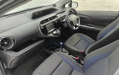 Toyota Aqua I, 2019 год, 1 290 000 рублей, 13 фотография