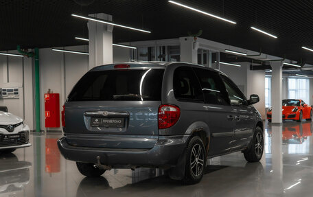 Chrysler Town & Country IV, 2006 год, 680 000 рублей, 5 фотография