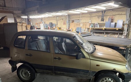 Chevrolet Niva I рестайлинг, 2004 год, 280 000 рублей, 3 фотография