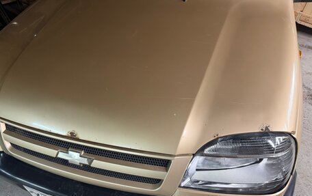 Chevrolet Niva I рестайлинг, 2004 год, 280 000 рублей, 6 фотография