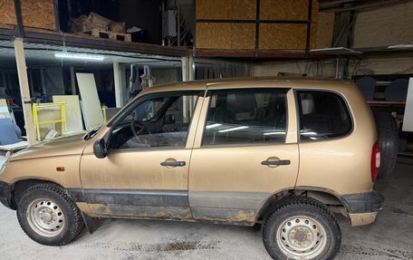 Chevrolet Niva I рестайлинг, 2004 год, 280 000 рублей, 4 фотография