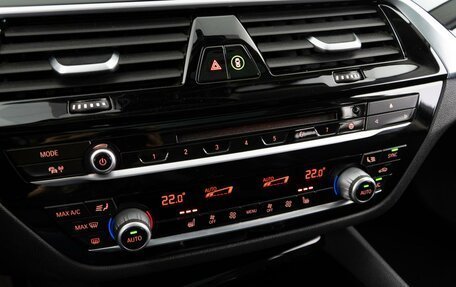 BMW 5 серия, 2019 год, 2 949 999 рублей, 16 фотография