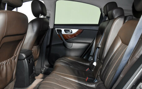 Infiniti QX70, 2014 год, 1 870 000 рублей, 12 фотография