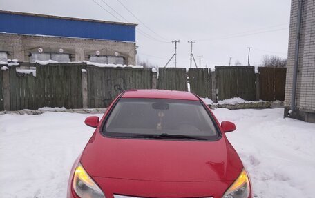 Opel Astra J, 2011 год, 780 000 рублей, 1 фотография