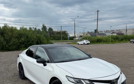 Toyota Camry, 2018 год, 2 250 000 рублей, 1 фотография