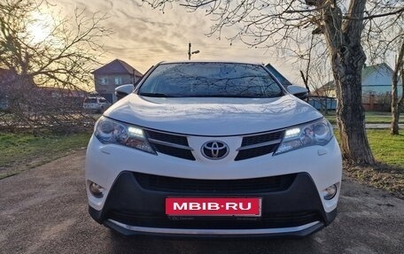 Toyota RAV4, 2013 год, 2 100 000 рублей, 1 фотография