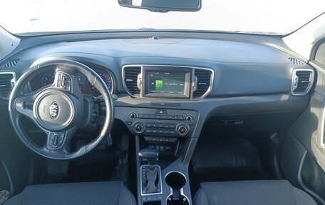 KIA Sportage IV рестайлинг, 2016 год, 1 800 000 рублей, 2 фотография