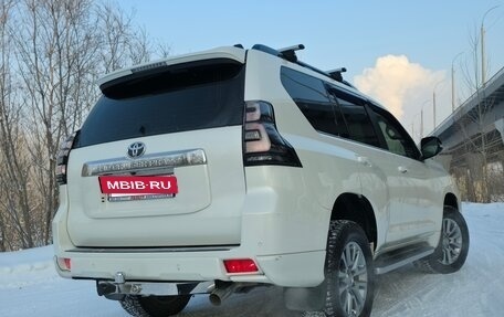 Toyota Land Cruiser Prado 150 рестайлинг 2, 2018 год, 5 500 000 рублей, 6 фотография