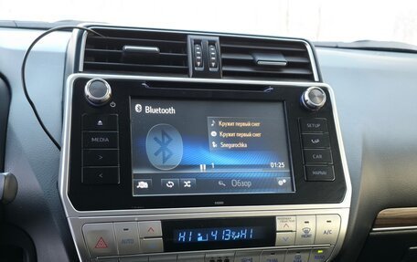 Toyota Land Cruiser Prado 150 рестайлинг 2, 2018 год, 5 500 000 рублей, 20 фотография