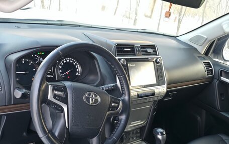 Toyota Land Cruiser Prado 150 рестайлинг 2, 2018 год, 5 500 000 рублей, 22 фотография