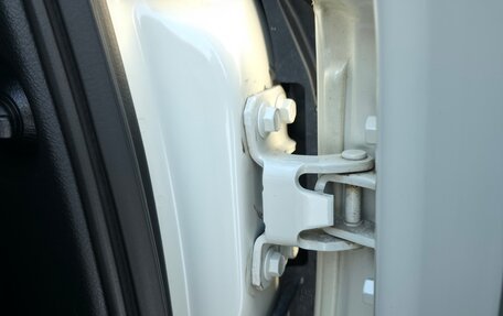 Toyota Land Cruiser Prado 150 рестайлинг 2, 2018 год, 5 500 000 рублей, 29 фотография