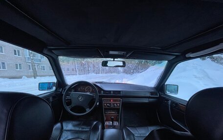 Mercedes-Benz E-Класс, 1994 год, 950 000 рублей, 19 фотография