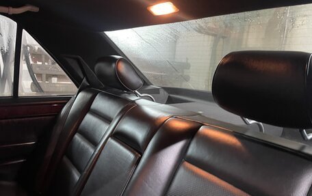 Mercedes-Benz E-Класс, 1994 год, 950 000 рублей, 13 фотография