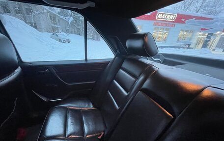 Mercedes-Benz E-Класс, 1994 год, 950 000 рублей, 20 фотография