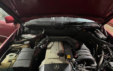 Mercedes-Benz E-Класс, 1994 год, 950 000 рублей, 21 фотография