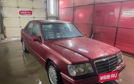 Mercedes-Benz E-Класс, 1994 год, 950 000 рублей, 17 фотография