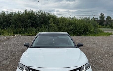 Toyota Camry, 2018 год, 2 250 000 рублей, 3 фотография