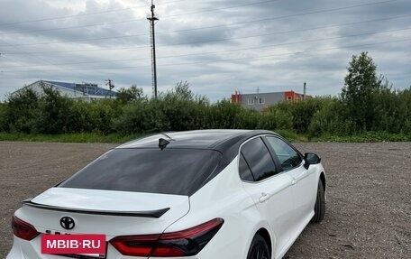 Toyota Camry, 2018 год, 2 250 000 рублей, 6 фотография