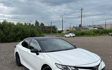Toyota Camry, 2018 год, 2 250 000 рублей, 7 фотография