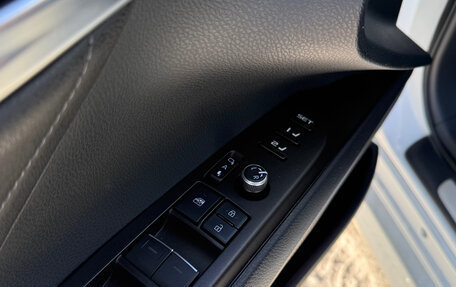 Toyota Camry, 2021 год, 3 950 000 рублей, 9 фотография