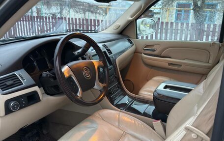 Cadillac Escalade III, 2008 год, 1 250 000 рублей, 3 фотография