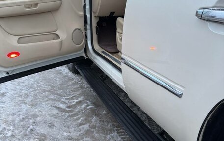 Cadillac Escalade III, 2008 год, 1 250 000 рублей, 16 фотография