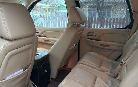 Cadillac Escalade III, 2008 год, 1 250 000 рублей, 17 фотография