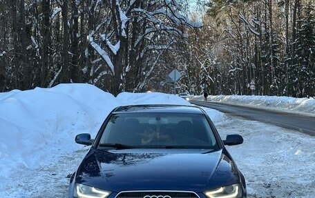 Audi A4, 2012 год, 1 490 000 рублей, 5 фотография