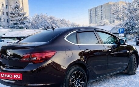 Opel Astra J, 2014 год, 1 075 000 рублей, 3 фотография