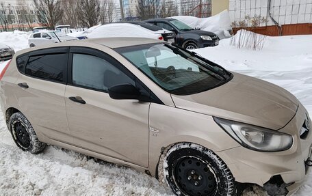 Hyundai Solaris II рестайлинг, 2012 год, 750 000 рублей, 2 фотография