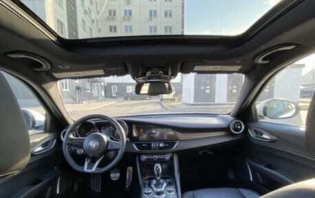 Alfa Romeo Giulia II, 2021 год, 6 750 000 рублей, 7 фотография