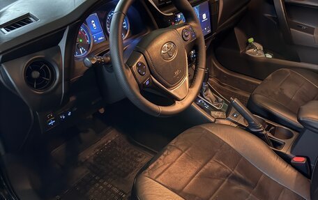 Toyota Corolla, 2016 год, 1 650 000 рублей, 2 фотография