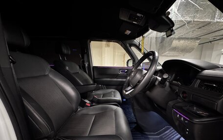 Honda Stepwgn, 2023 год, 3 000 000 рублей, 12 фотография