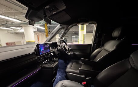 Honda Stepwgn, 2023 год, 3 000 000 рублей, 14 фотография