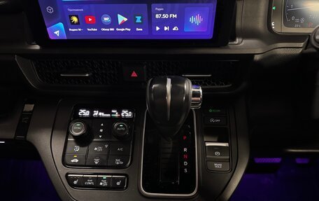 Honda Stepwgn, 2023 год, 3 000 000 рублей, 21 фотография